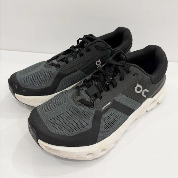 In Running Cloudrunner 2 Women’s Shoes - Missing insole - Picture 6 of 11